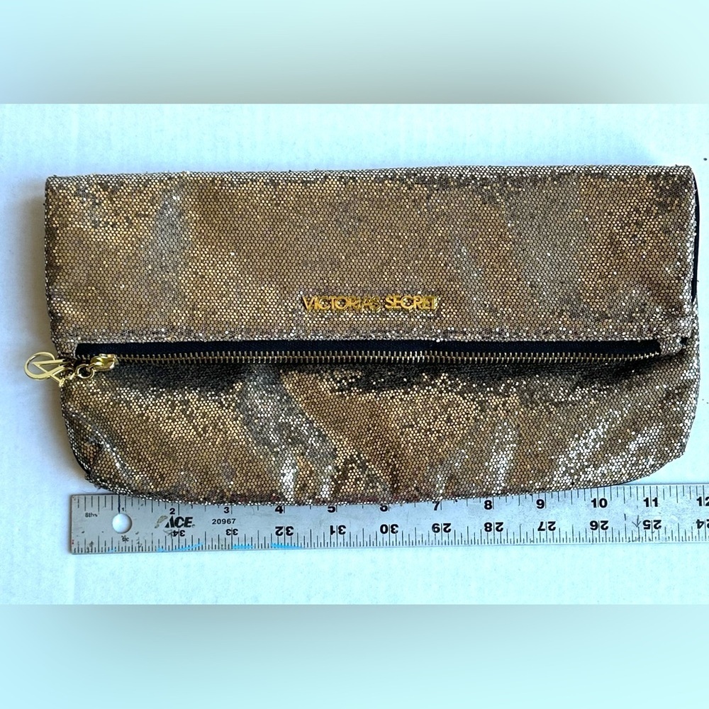 Victoria’s Secret Shimmering Gold Glitter Party Cosmetic Folding Clutch Bag - Picture 8 of 10
